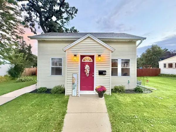 509 8th Avenue, Baraboo, WI 53913