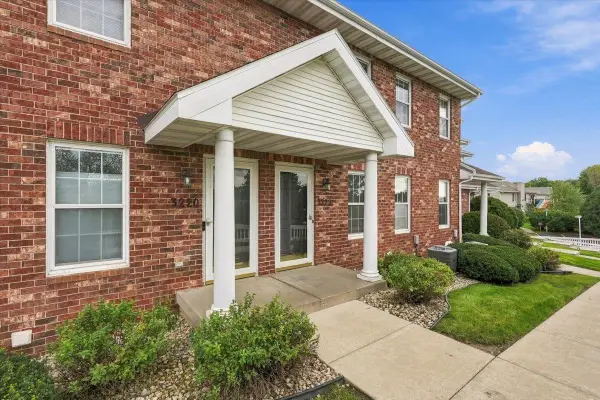 3222 Dorchester Way, Madison, WI 53719