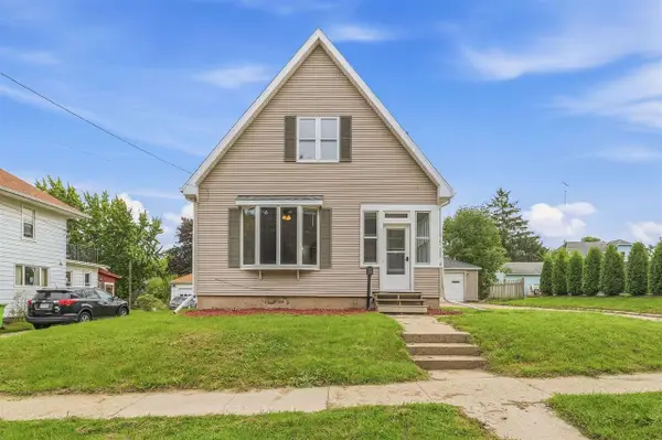 218 N Henninger Street, Mayville, WI 53050