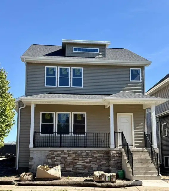 2810 Big Bluestem Parkway, Fitchburg, WI 53711
