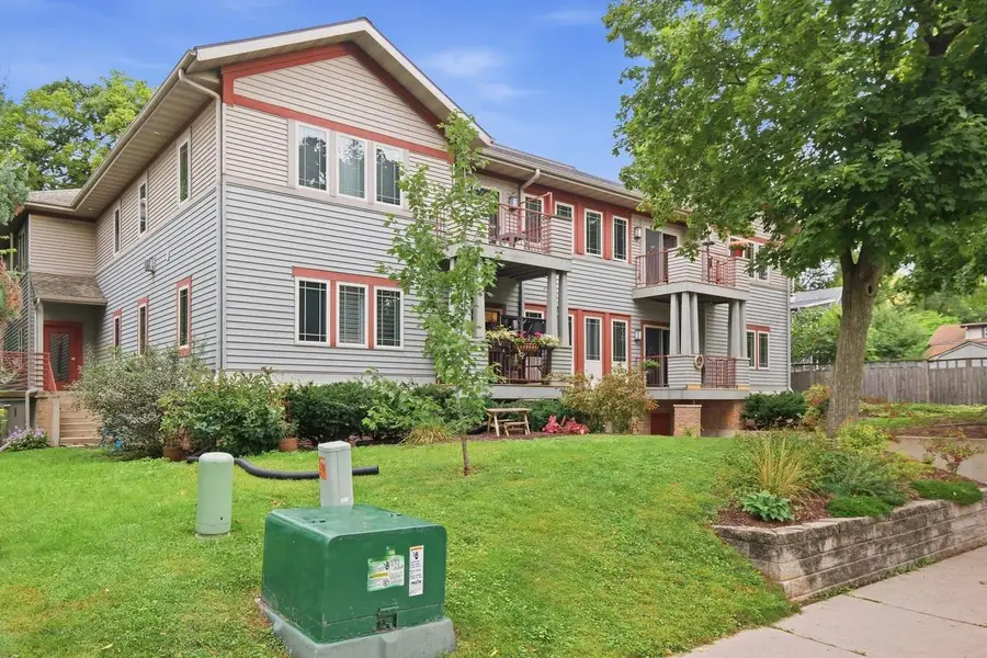 1140 E Dayton Street #203, Madison, WI 53703 - #3