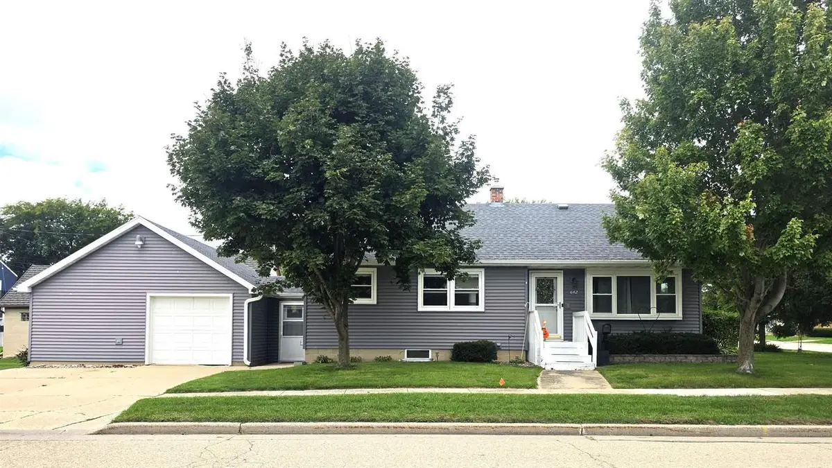 642 S Madison Street, Waupun, WI 53963 - #1