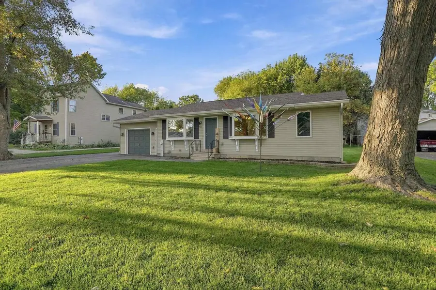 415 Waterloo Road, Marshall, WI 53559 - #2
