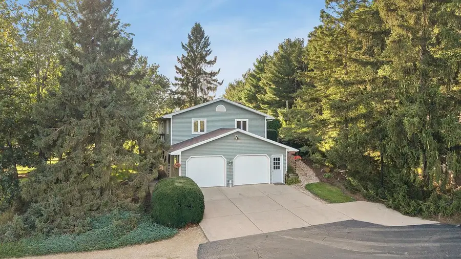 N9401 Hughes Road, Belleville, WI 53508 - #2