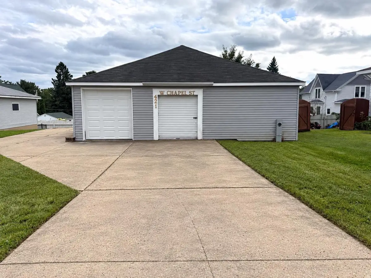 421 Chapel Street, Dodgeville, WI 53533 - #1