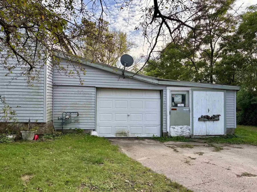 105 Bridge Street, Wonewoc, WI 53968 - #2