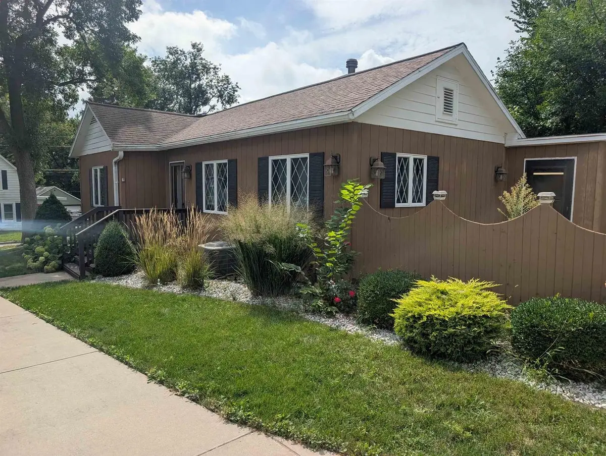 302 Maple Avenue, Clinton, WI 53525 - #1