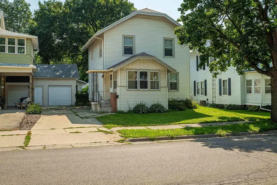 1610 17th Avenue, Monroe, WI 53566 - #2