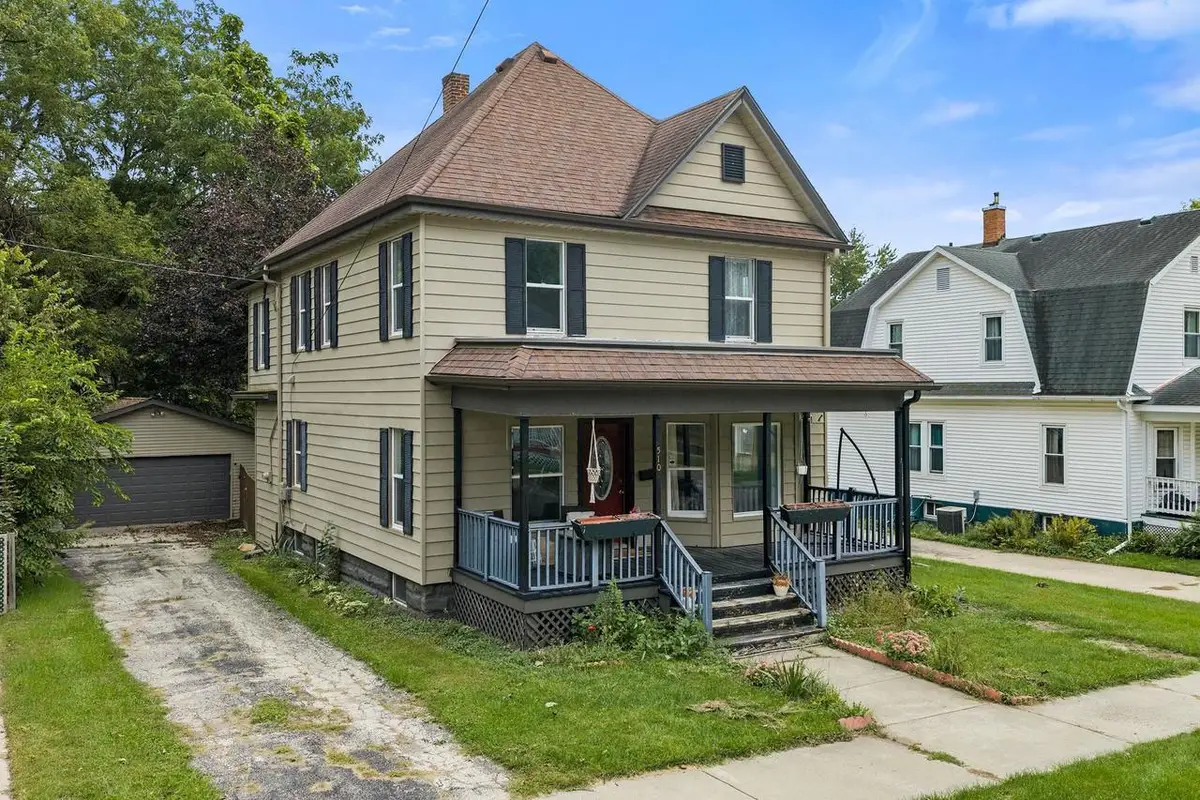 510 N Walnut Street, Reedsburg, WI 53959 - #1