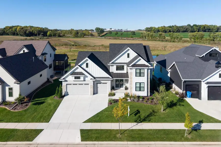 905 Roger Court, Waunakee, WI 53597 - #2