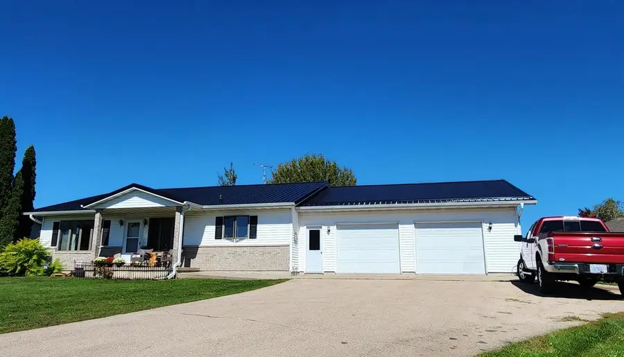 206 Hancock Drive, Orangeville, IL 61060 - #3