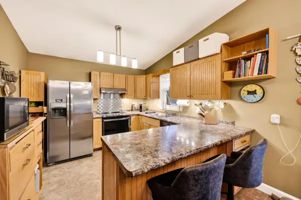1727 Delaware Drive, Sun Prairie, WI 53590