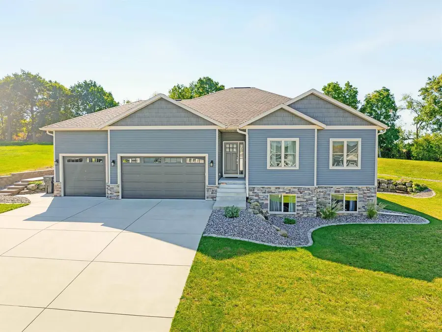 420 Ridgeway Drive, Rio, WI 53960 - #2