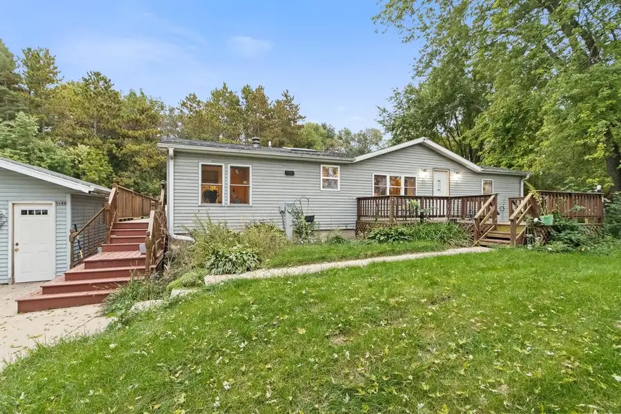 5688 S Bird Street, Sun Prairie, WI 53590 - #2