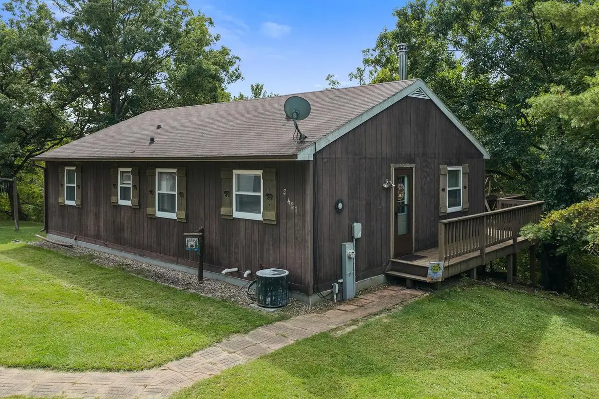 S421 Crow Court, La Valle, WI 53941 - #1