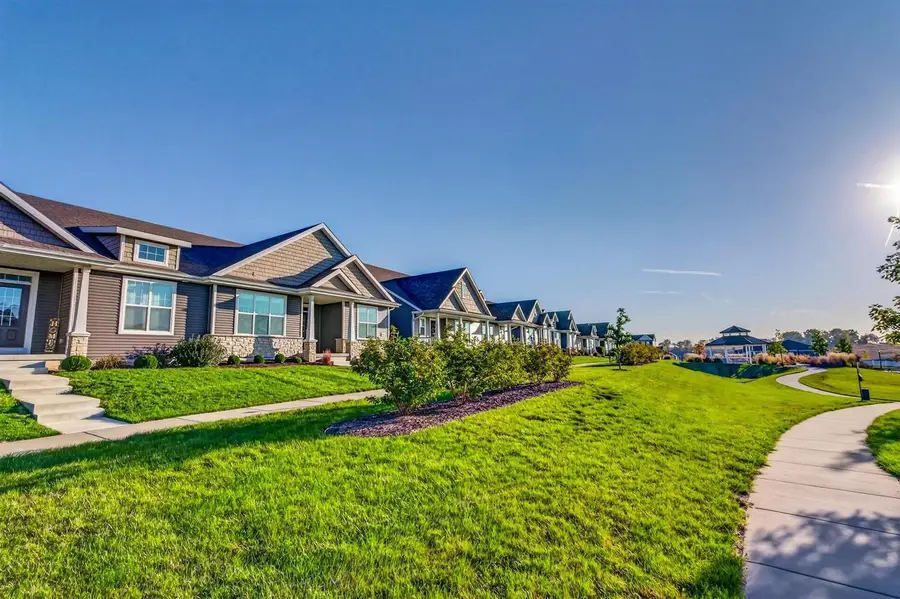 662 Hillcrest Drive, Waunakee, WI 53597 - #2