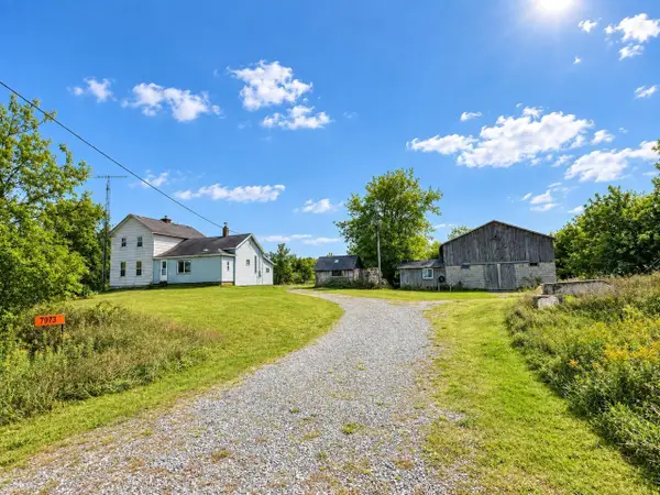 7973 Old Amish Road, Amherst, WI 54406