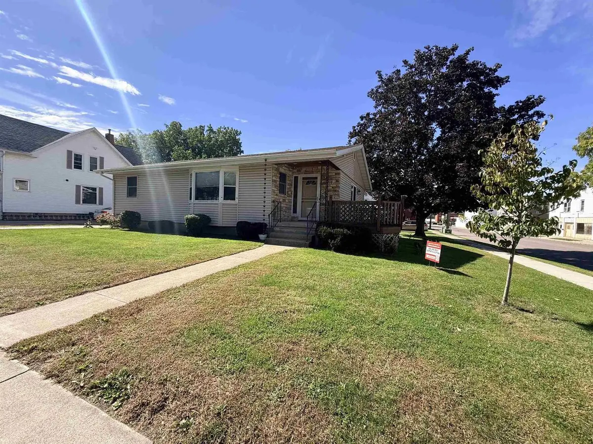 344 S Park Street, Richland Center, WI 53581 - #1