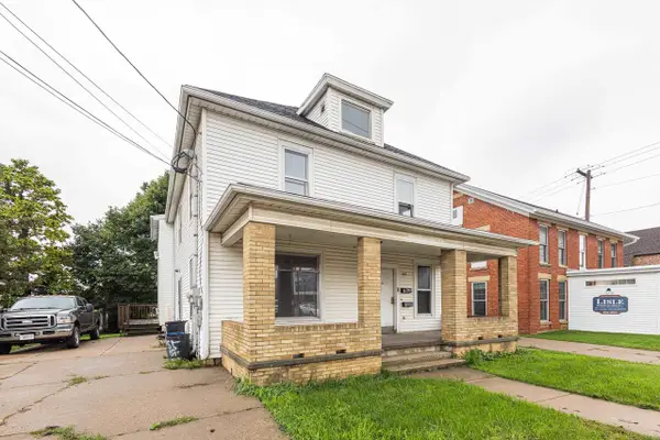 165 W Pine Street, Platteville, WI 53818