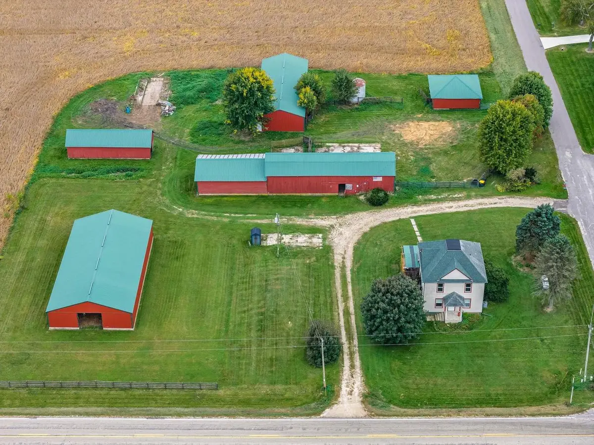 S7914 Stones Pocket Road, North Freedom, WI 53951 - #1