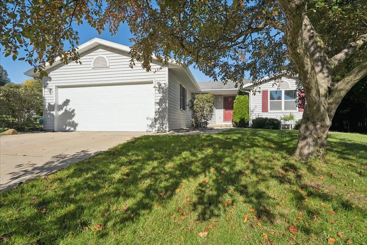 431 Thomas Court, Oregon, WI 53575 - #1