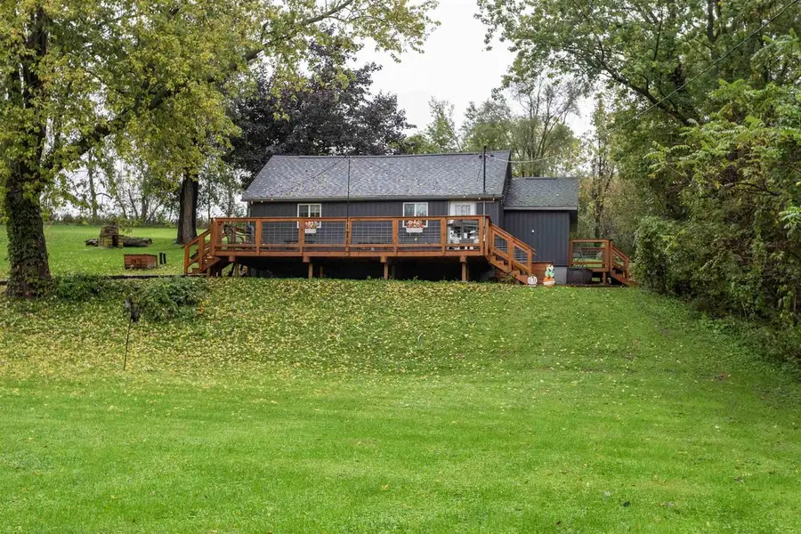 2825 Fairplay Road, Hazel Green, WI 53811 - #2