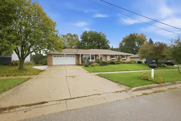 609 Oak Lane, Horicon, WI 53032