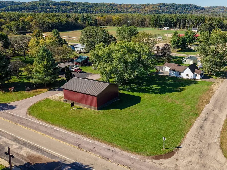137 W Exchange Street, Lone Rock, WI 53556 - #2