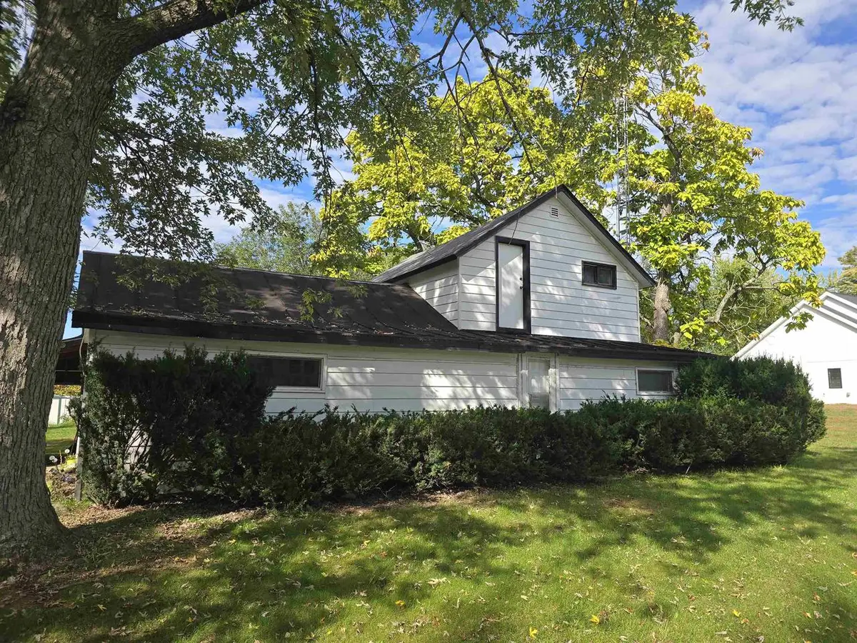 147 Douglas Avenue, Montello, WI 53949 - #1