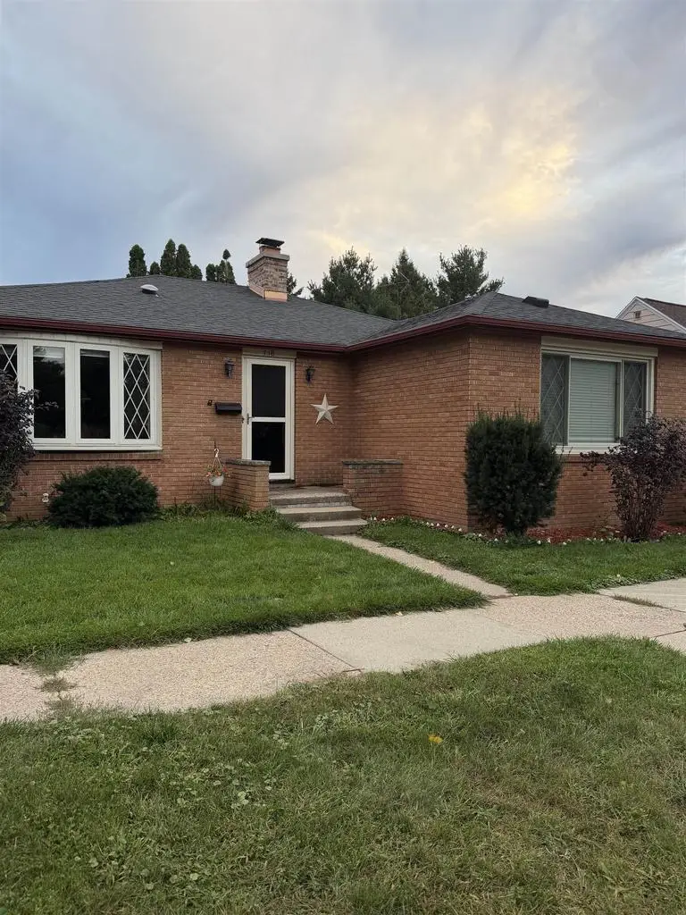 718 3rd Street, Baraboo, WI 53913 - #1