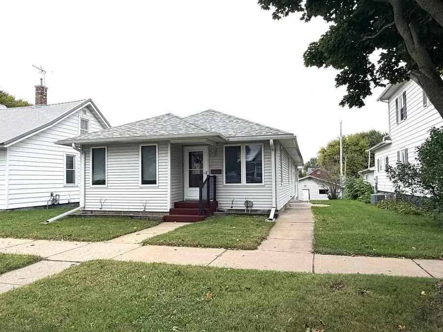 404 Kilbourn Avenue, Tomah, WI 54660 - #2