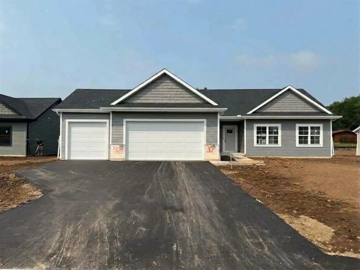 2557 Kadlec Drive, Beloit, WI 53511 - #1