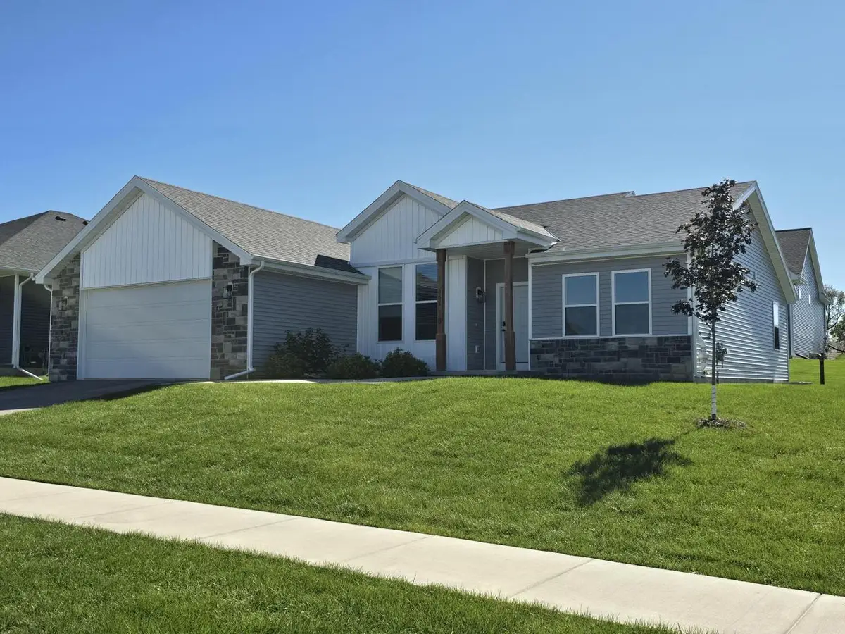 305 Cherry Street, Edgerton, WI 53534 - #1