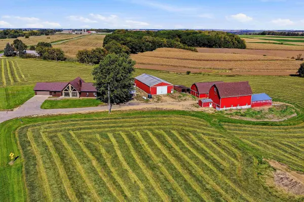 15910 Furnace Hill Road, Darlington, WI 53530