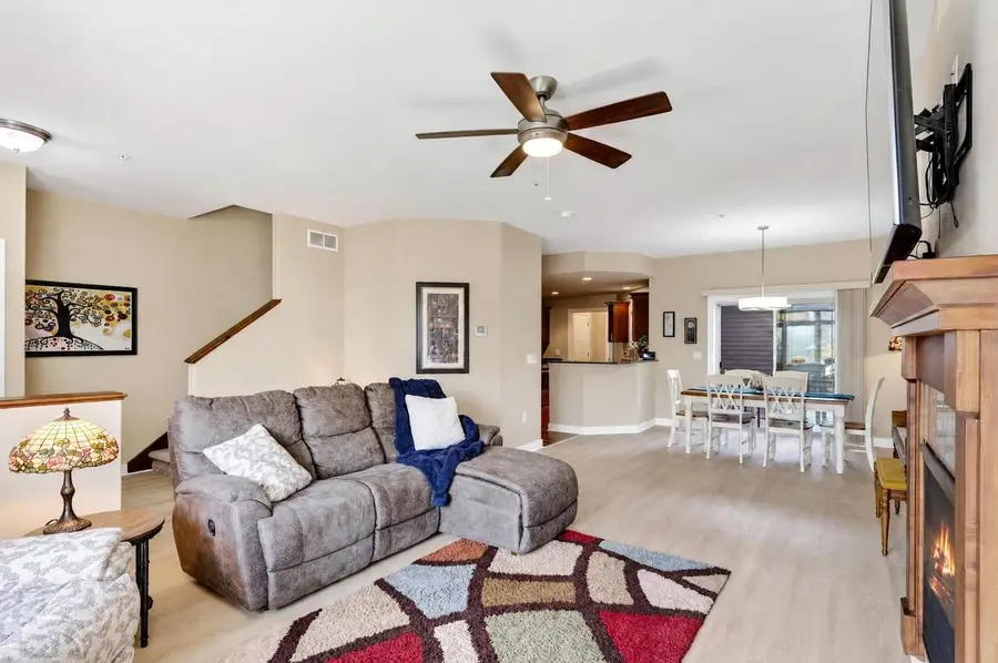 1462 Smithfield Drive, Sun Prairie, WI 53590 - #3