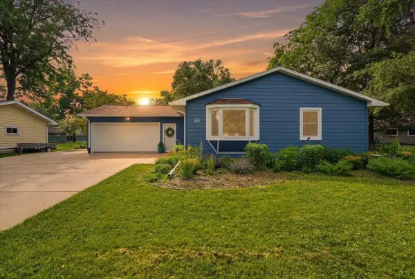 345 Kennedy Drive, Oregon, WI 53575