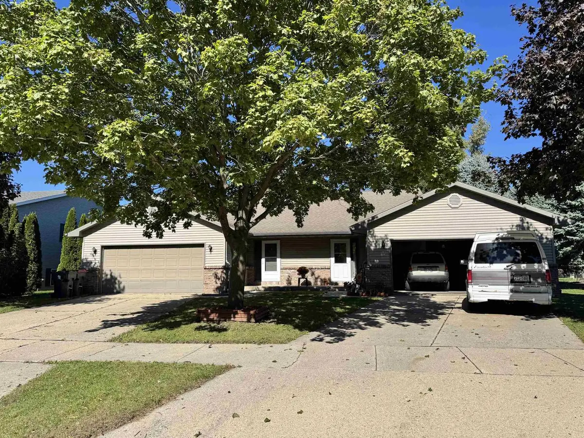 732 Meadow Park Drive, Clinton, WI 53525 - #1