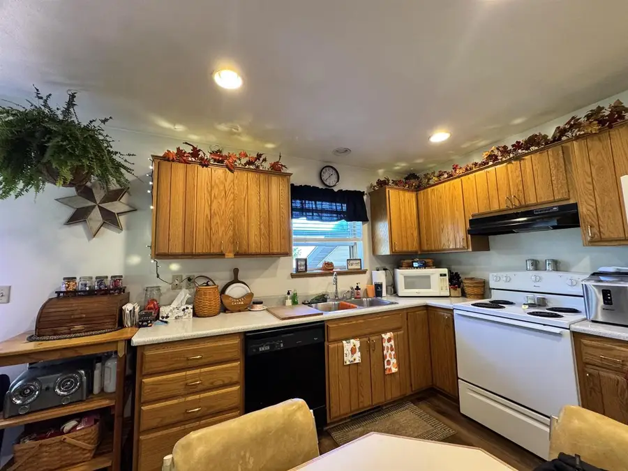 732 Meadow Park Drive, Clinton, WI 53525 - #3
