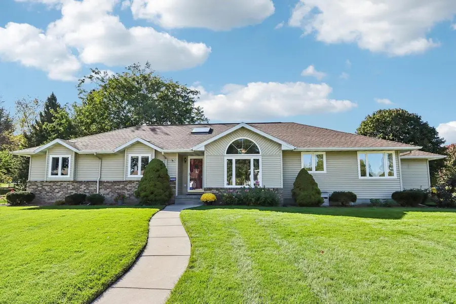 100 Wildwood Drive, Columbus, WI 53925 - #2