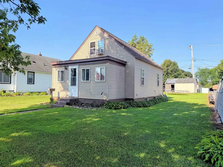 619 N Michigan Street, Prairie Du Chien, WI 53821 - #3