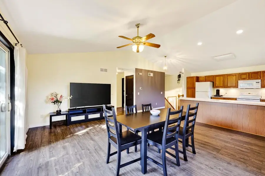 3165 Edmonton Drive, Sun Prairie, WI 53590 - #3