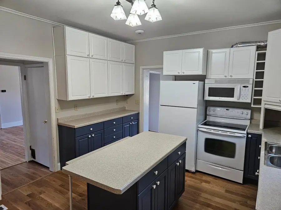 402 W Carroll Street, Portage, WI 53901 - #2