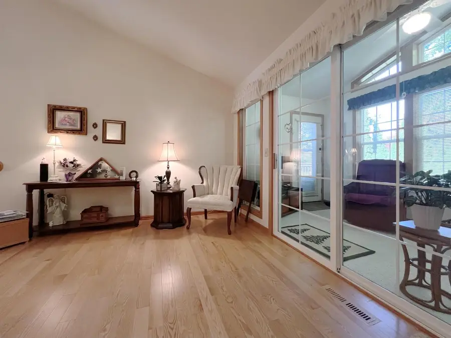 187 N Musket Ridge Drive, Sun Prairie, WI 53590 - #2