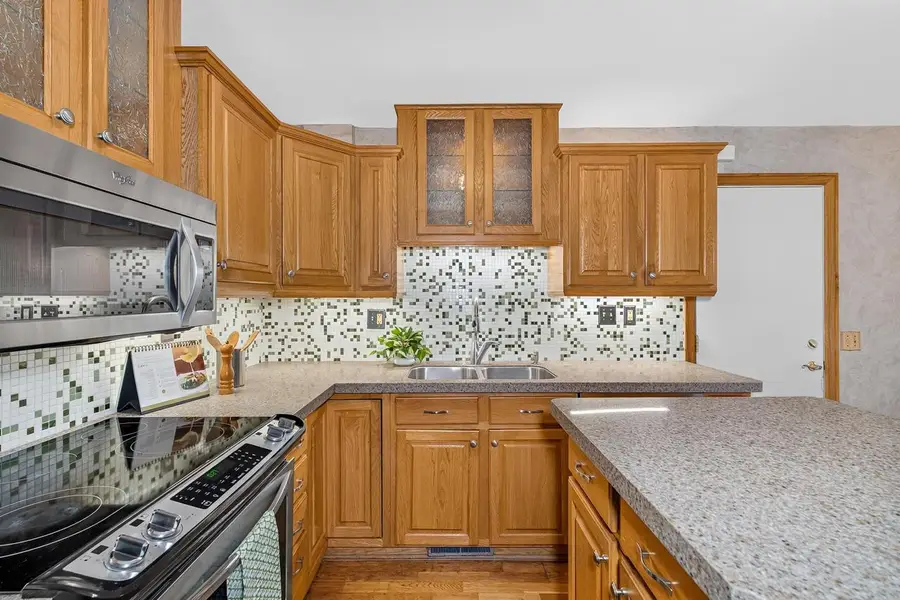 104 Grand Canyon Drive #104, Madison, WI 53705 - #3