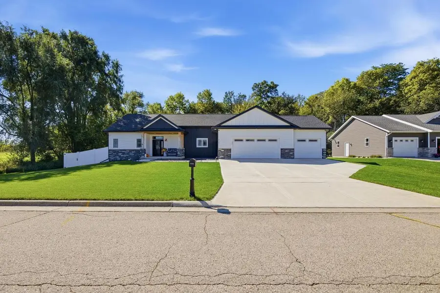 3107 Rockport Park Drive, Janesville, WI 53548 - #2