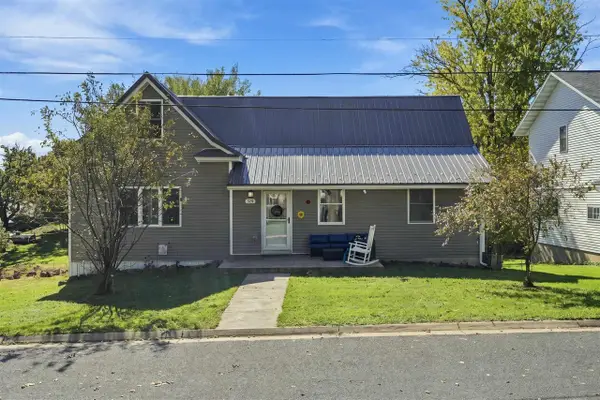 419 Wisconsin Street, Linden, WI 53553