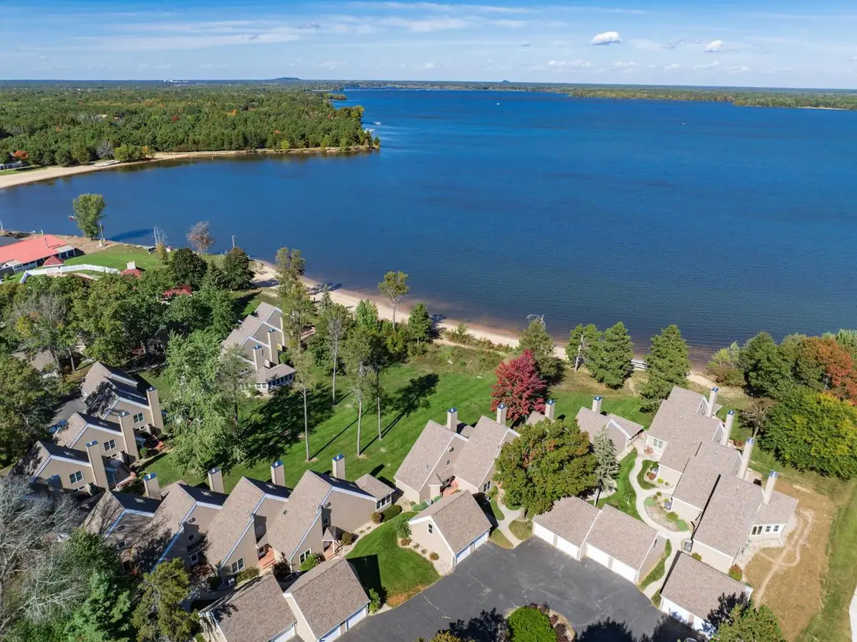 W5136 N Osprey Drive #18, New Lisbon, WI 53950 - #1