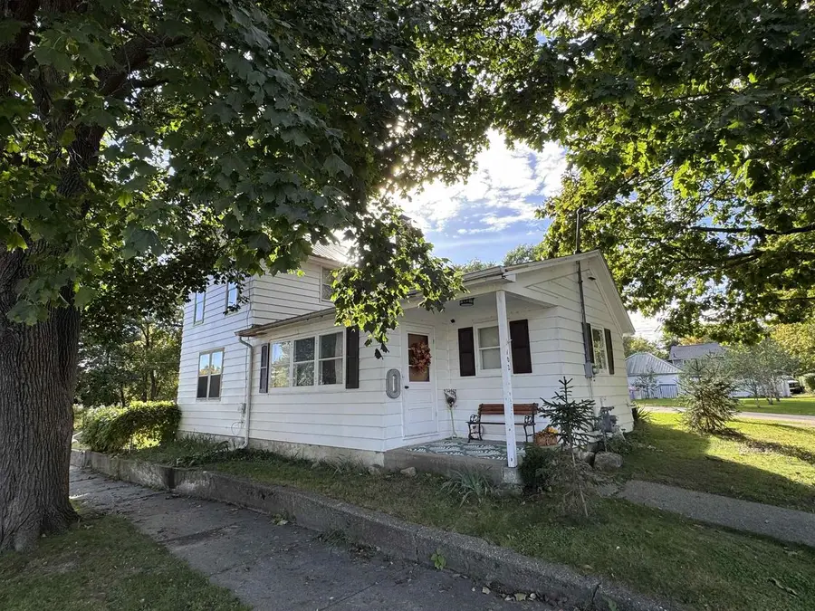 102 S Chatham Street, Janesville, WI 53548 - #2