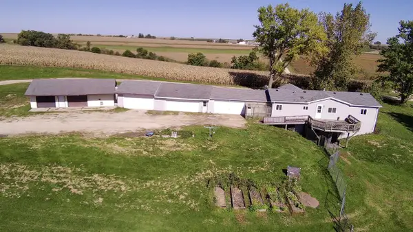 12527 Garthwaite Lane, Mount Hope, WI 53816