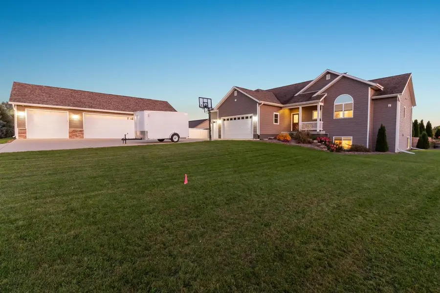 2085 Branch Road, Sun Prairie, WI 53590 - #2